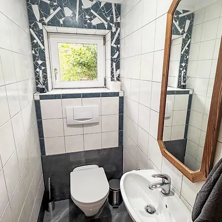 Nyaraló Haus Im Gruenen By Interhome *