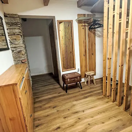 Nyaraló Haus Im Gruenen By Interhome *